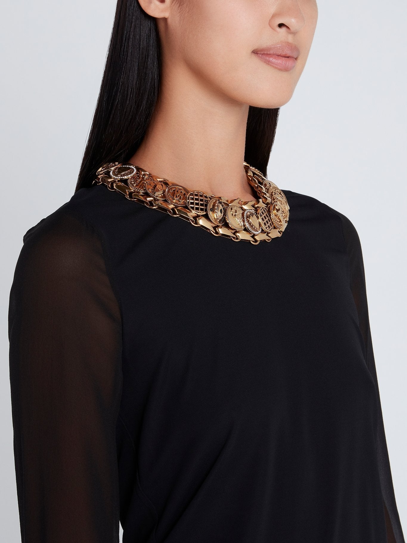 Ожерелье из латуни