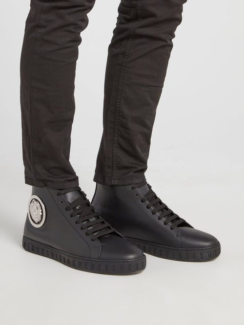 Черные высокие кроссовки с декором