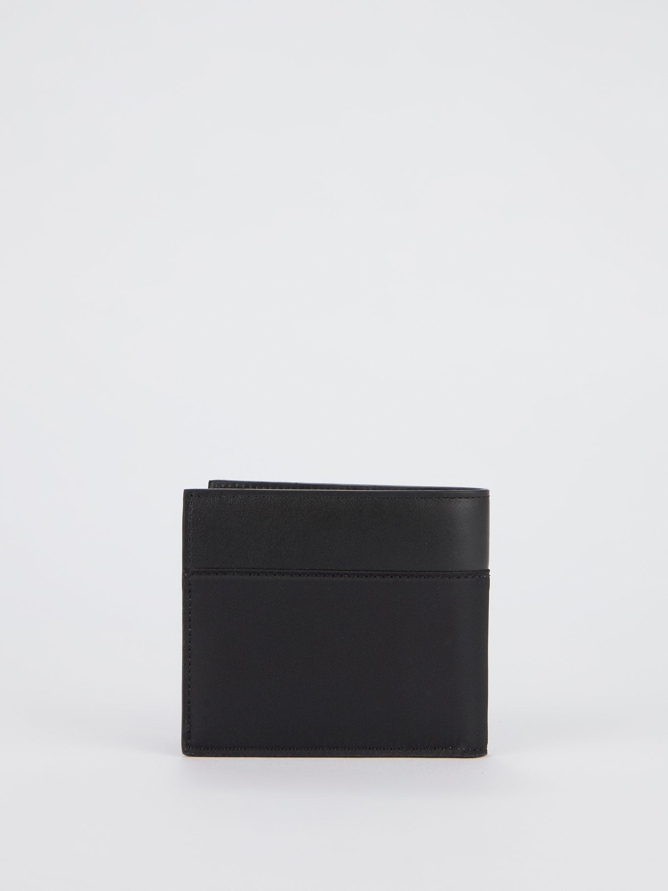 Черное портмоне со звездами