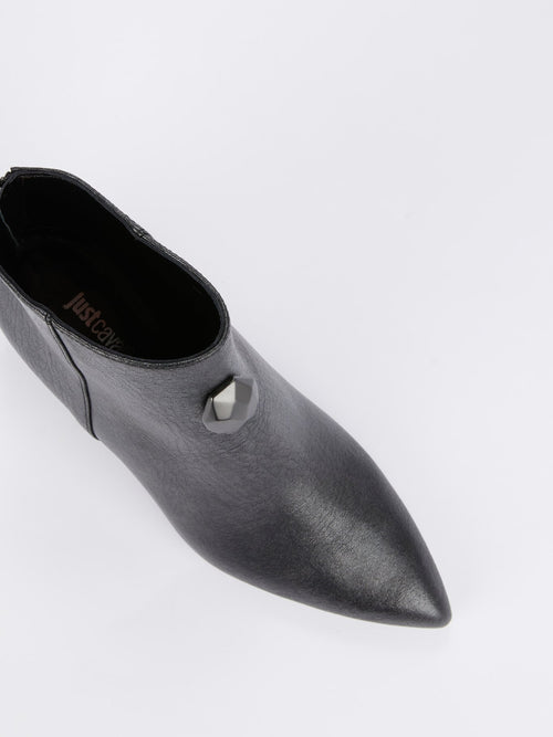 Черные полусапожки с декором в виде головы змеи