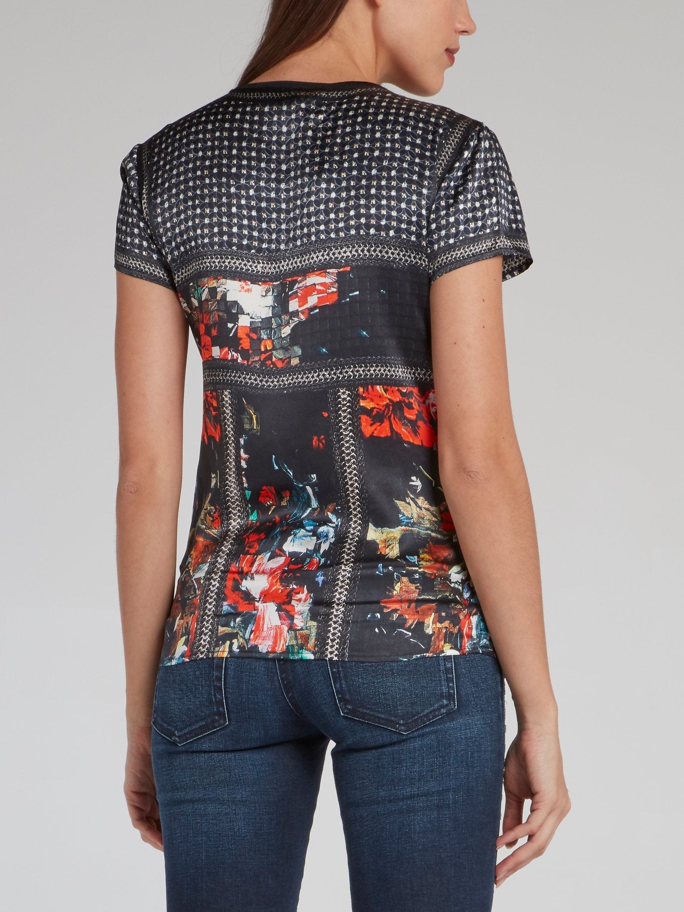 Футболка с цветочным принтом