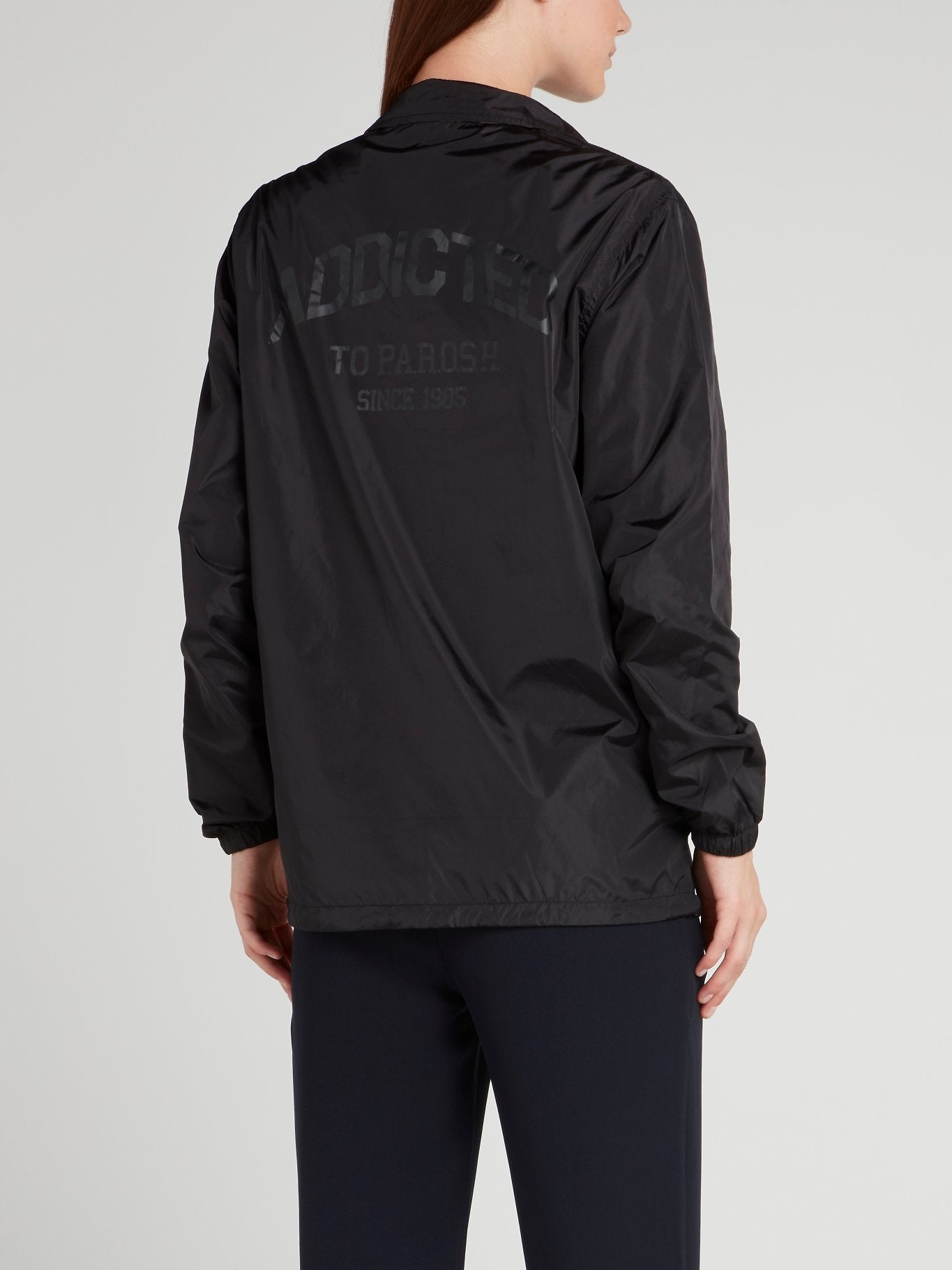 Черная куртка с подкладкой с леопардовым принтом