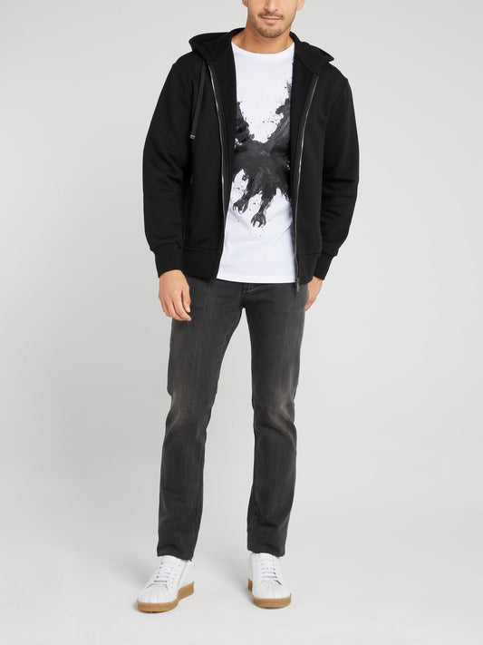 Черная куртка с вышитым на спине логотипом