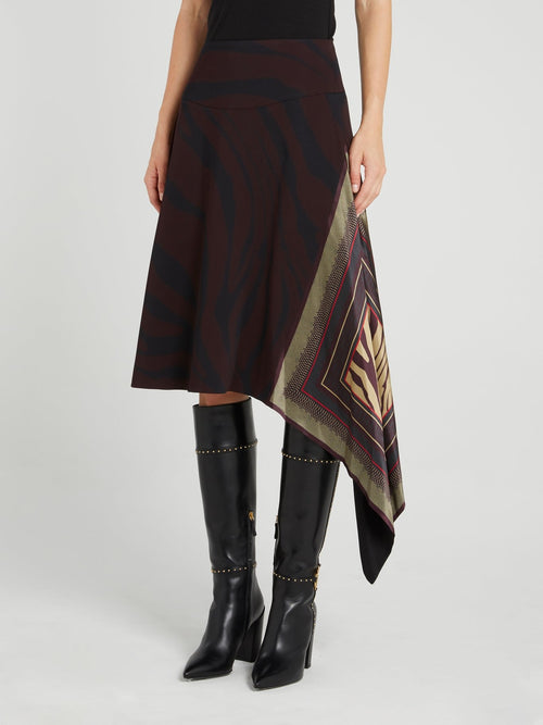 Асимметричная юбка-миди с анималистическим принтом