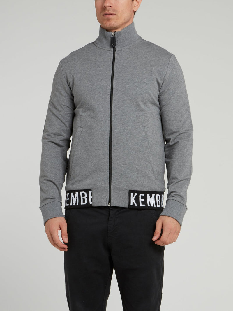 Серая куртка с высоким воротником