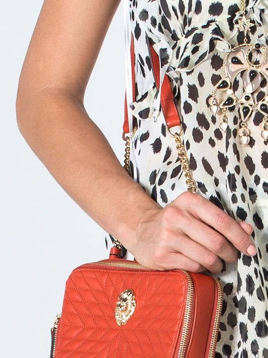 Шифоновый топ с оборками и анималистическим принтом