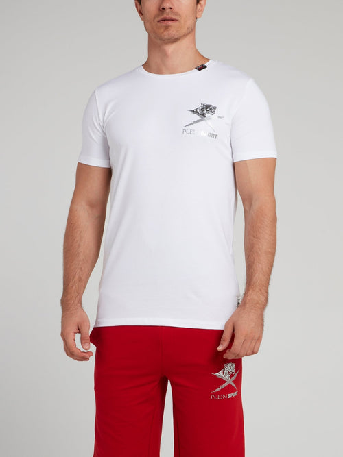 Классическая белая футболка с логотипом