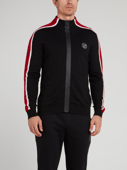 Черная куртка с полоской на рукавах