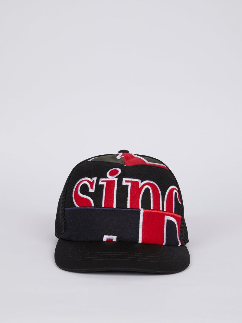 Кепка с логотипом